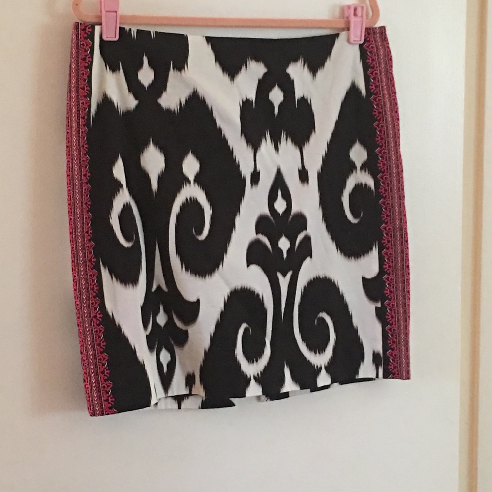 White House Black Market Skirt 14
